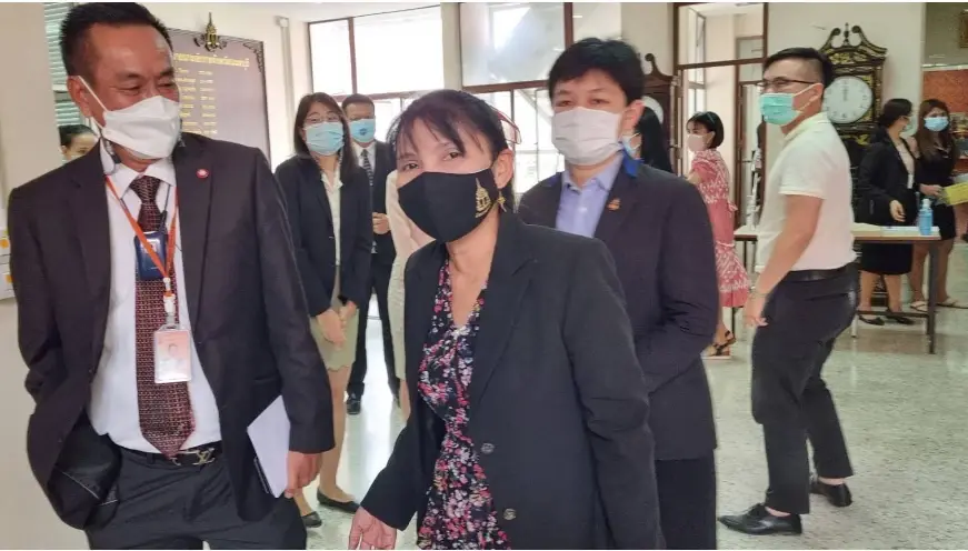  น.ส.สุภาภรณ์ นิปวนิชย์ หรือ อัยการดาว อัยการจังหวัดนนทบุรี 