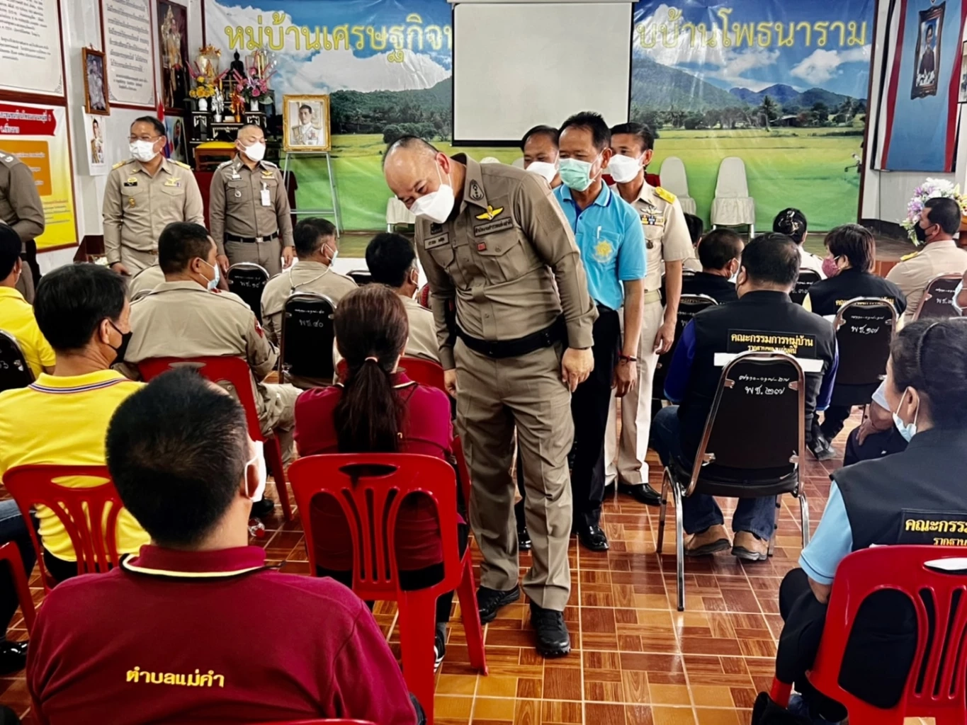 พล.ต.ท.ประจวบ ลุยภูธร 5 ผลักดัน “Strong Together”