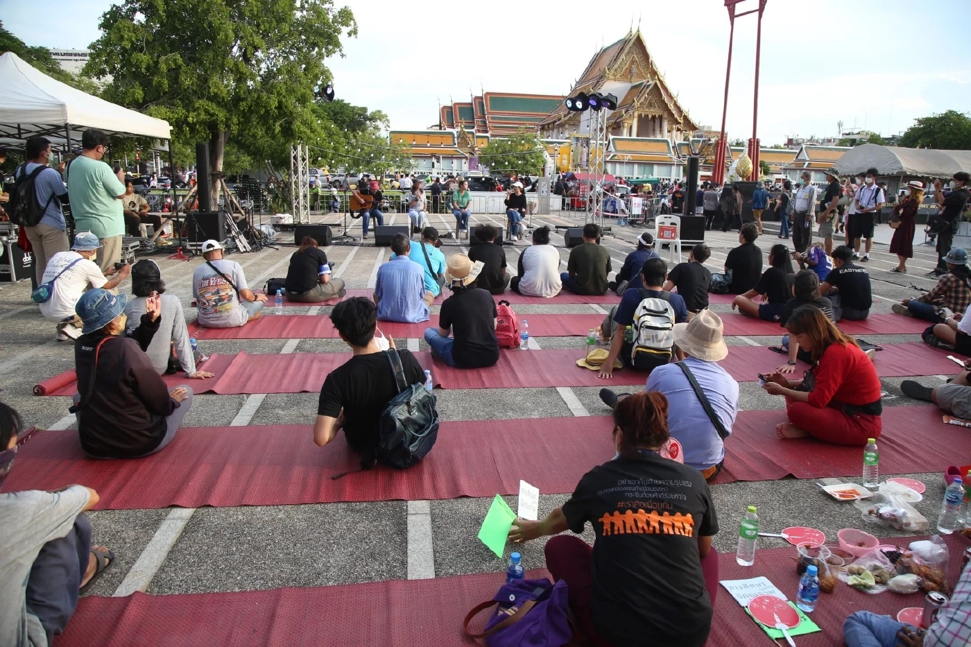 ประมวลภาพ ลานคนเมือง 24 มิถุนายน รำลึก 90 ปีการเปลี่ยนแปลงการปกครอง