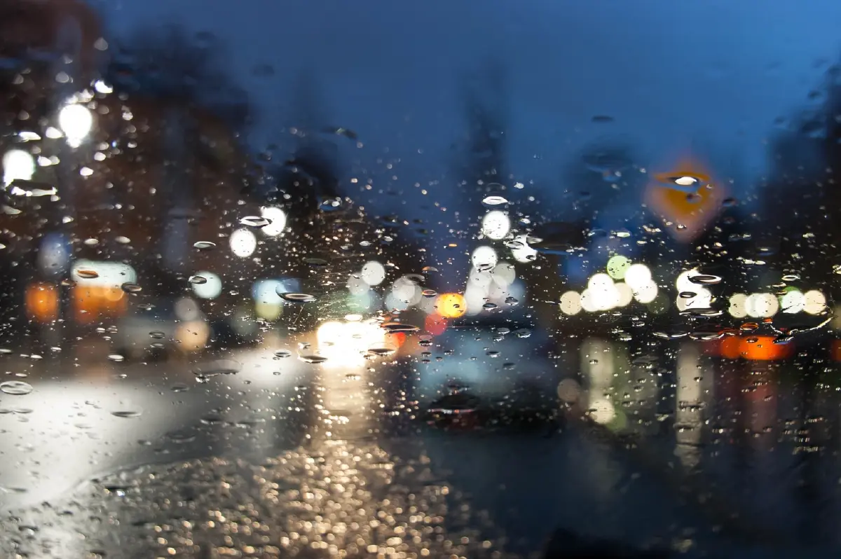 "กรมอุตุ" พยากรณ์ 28 มิ.ย.นี้ 4 ภาคมีฝนตกหนัก 32 จว. กรุงเทพ-ปริมณฑล ฝนร้อยละ 70