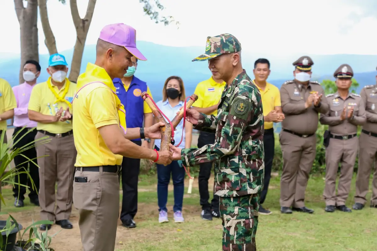 “ปลูกป่าลอยฟ้า 2022” กิจกรรมหนังสติ๊ก ดูแลป่าทับลาน