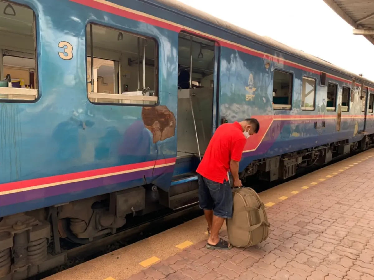 น้ำมันแพง ประชาชนหันมาใช้รถไฟเพิ่มกว่า 30%