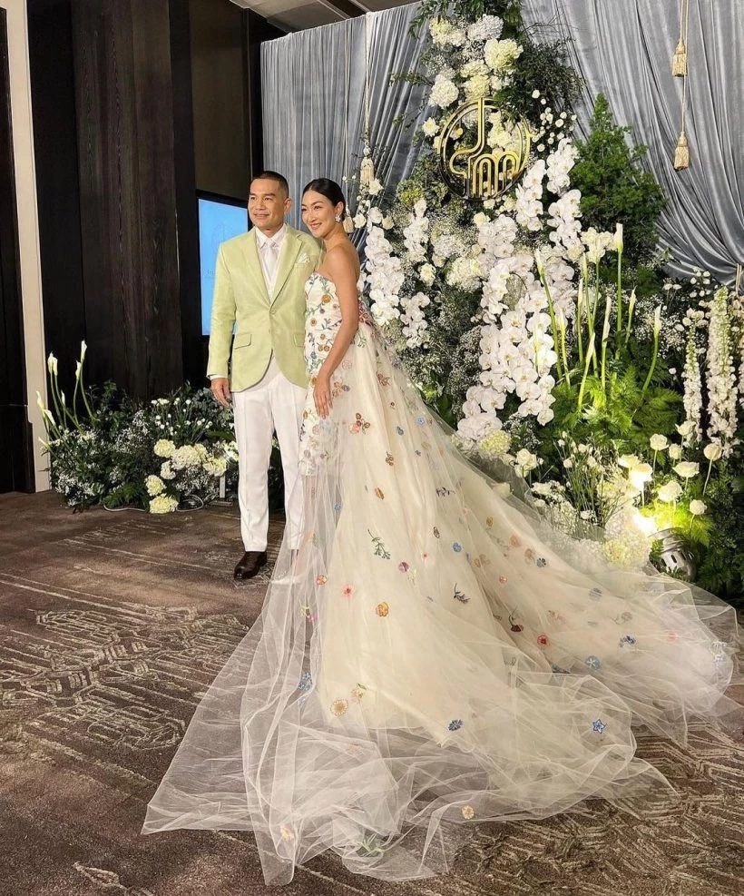 “แพนเค้ก” น้ำตาแตกเมื่อ “ผู้กำกับหมี” จัดเซอร์ไพรส์นี้ในวันวิวาห์