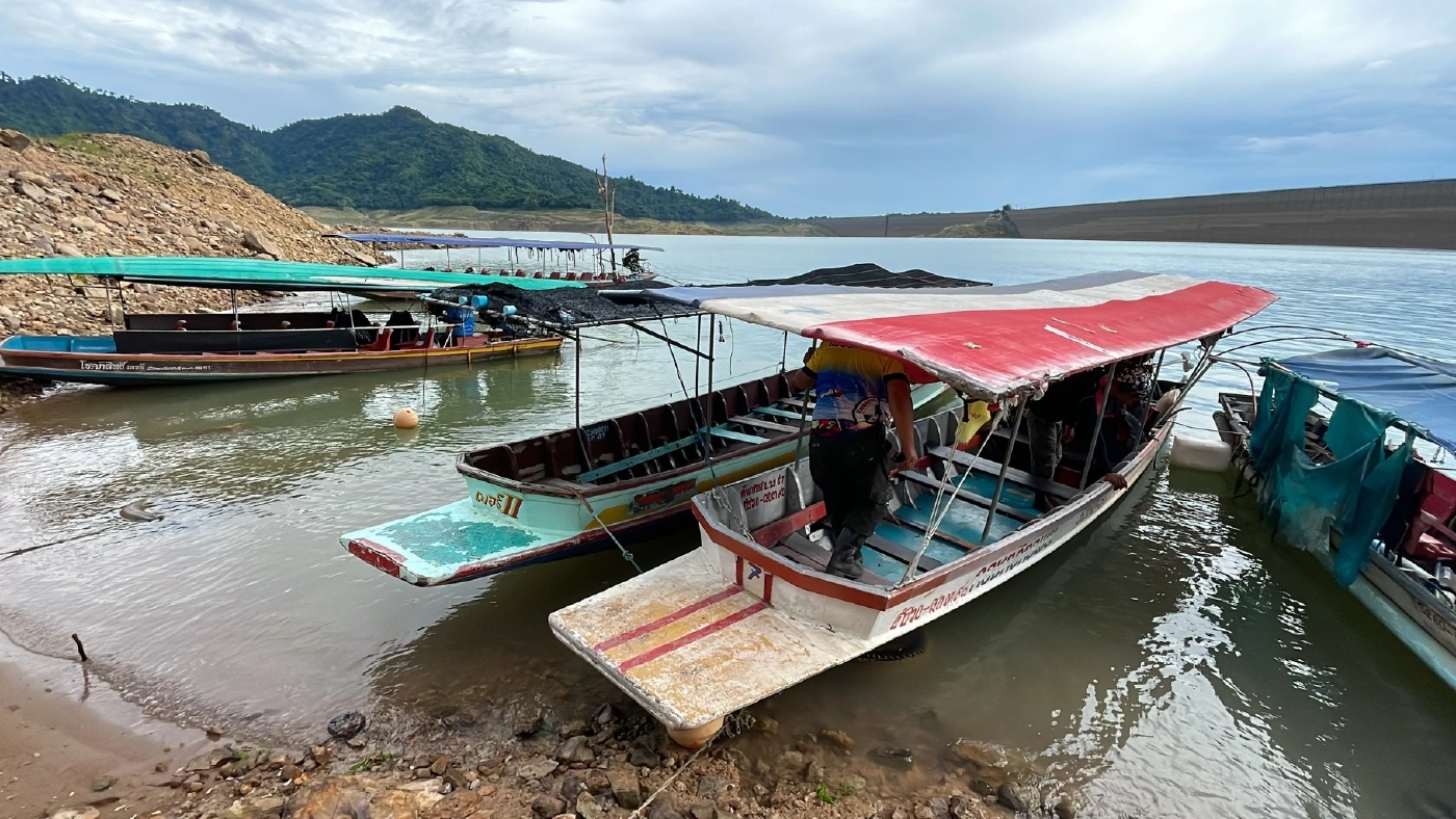 เขาช่องลม น้ำตกลึกลับอันซีน จ.นครนายก