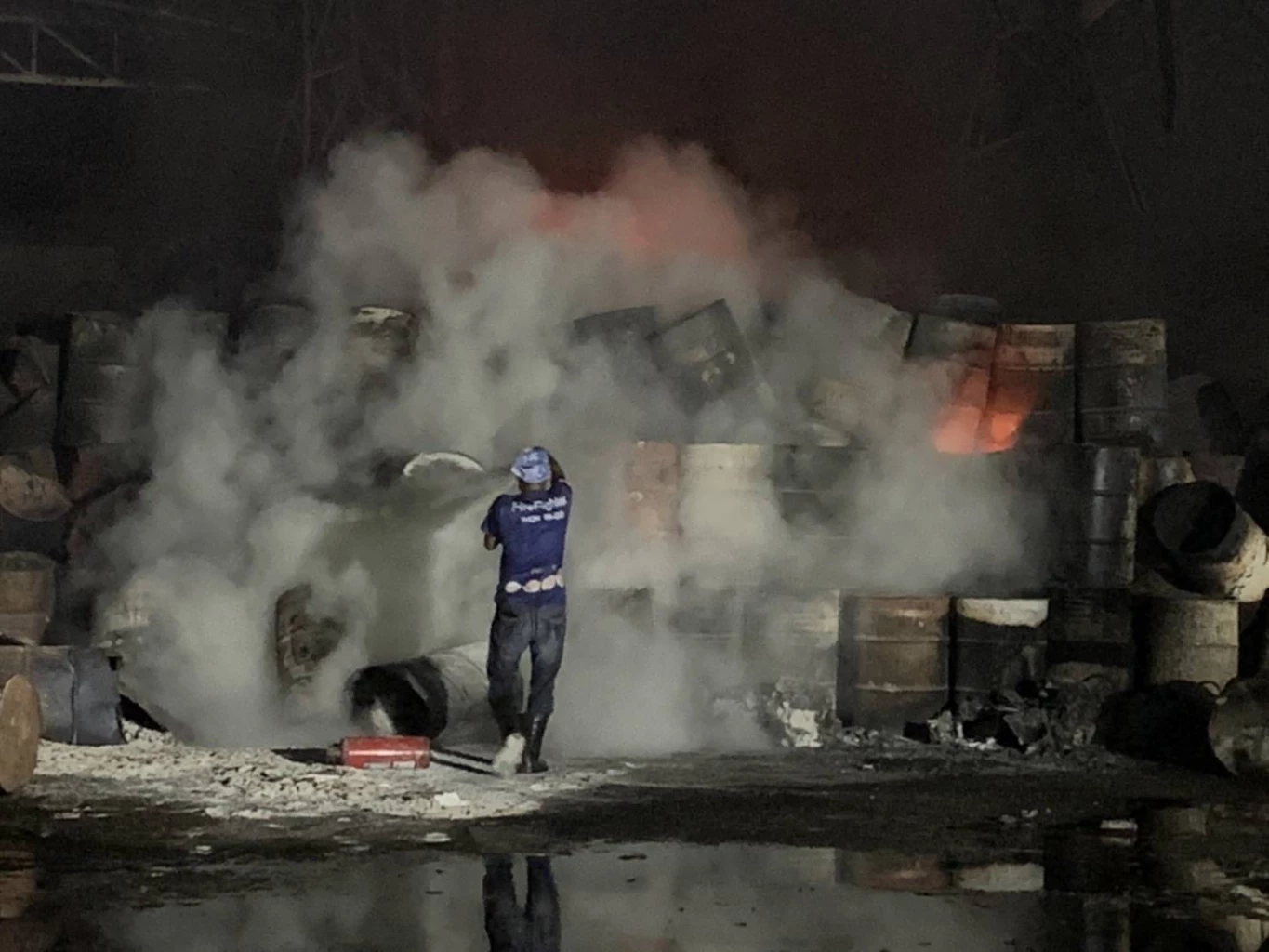 คพ.ส่งทีมสำรวจเพลิงรง.รีไซเคิล กากอุตฯ แจ้งดำเนินคดี