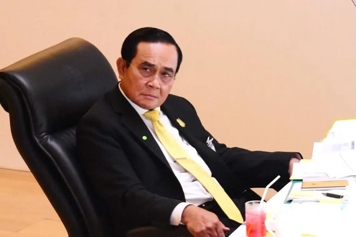 ชาวเน็ตถล่มยับ แฟนเพจ “พล.อ.ประยุทธ์” หลังแอดมินลืมปิดคอมเมนต์