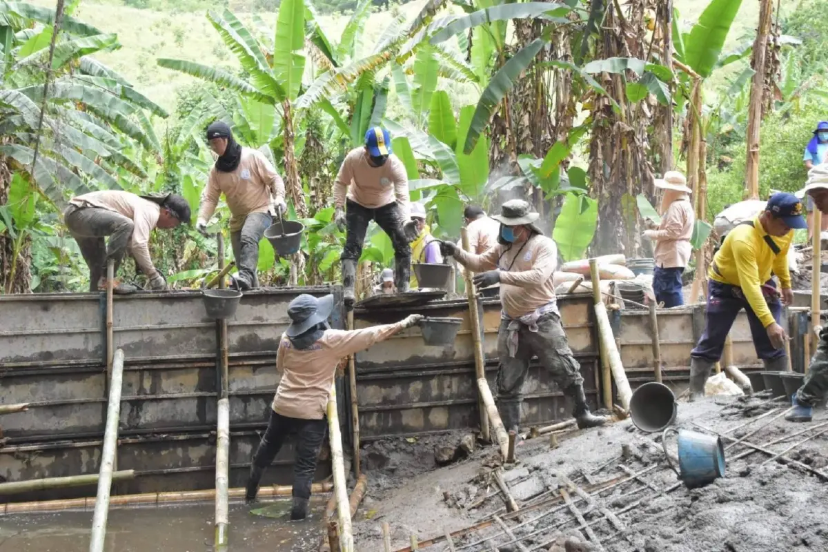 กทท. ร่วมใจสร้างและส่งมอบฝาย สานต่อโครงการ “ฅน...เก็บน้ำให้แผ่นดิน” ปีที่ 6