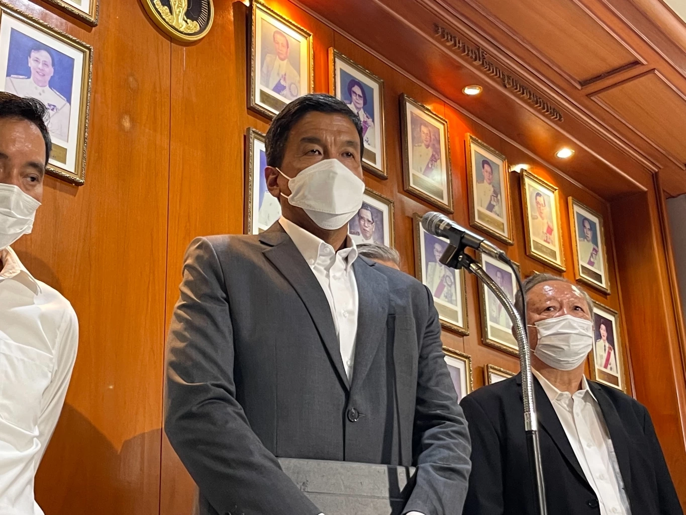  นายชัชชาติ สิทธิพันธุ์ ผู้ว่าราชการกรุงเทพมหานคร 