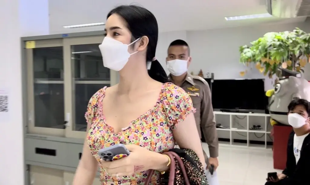 “พี่ศรี” ประกาศกร้าวเอาผิดคนหมิ่นสถาบันต่อ หลังเอาผิด “นาราฯและพวก” สำเร็จ