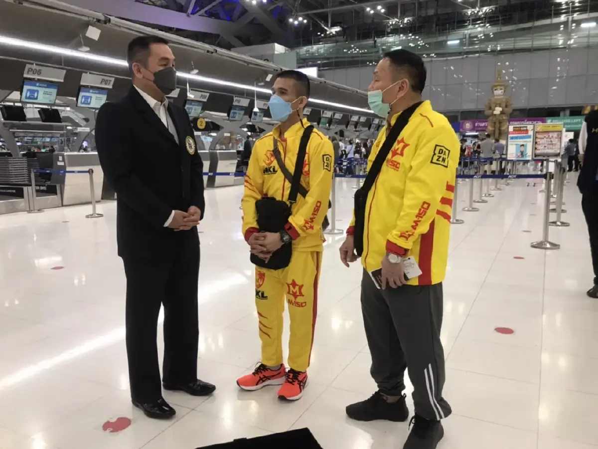 "ศรีสะเกษ" ลั่นน็อก "โรดริเกซ" ผงาดแชมป์โลกสมัย 3