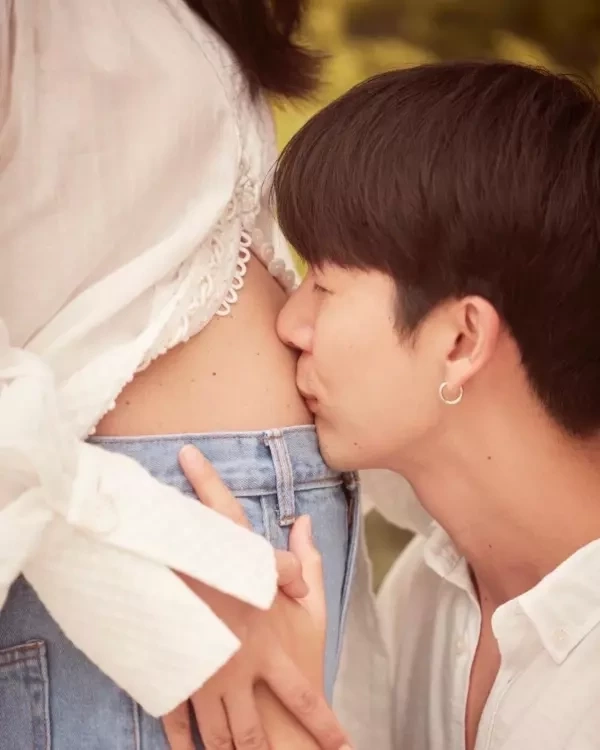 ท้องแล้วจ้า “พุฒ-จุ๋ย” ประกาศข่าวดี ตั้งท้องลูกคนแรก