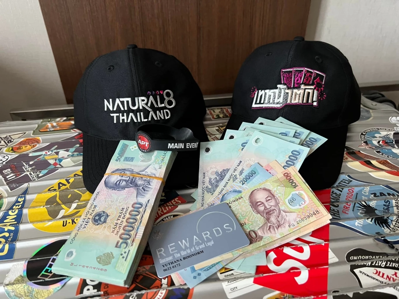 ฮือฮา! "ป๋าเต็ด" แข่งโป๊กเกอร์จบอันที่ 35 คว้าเงิน 65 ล้านดองกลับไทย 