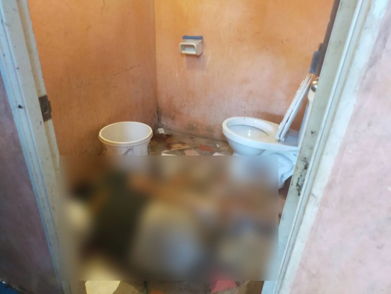 คู่รักตายปริศนาในบ้านพักวังน้ำเขียว ไม่พบร่องรอยต่อสู้