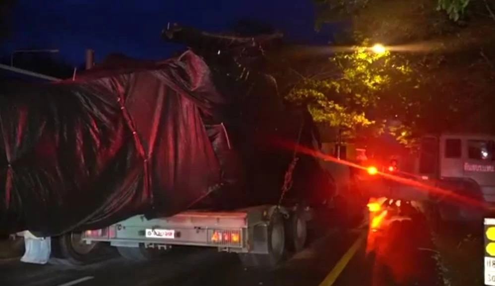 รถขนฮ.มทภ.4 เกิดอุบัติเหตุ 