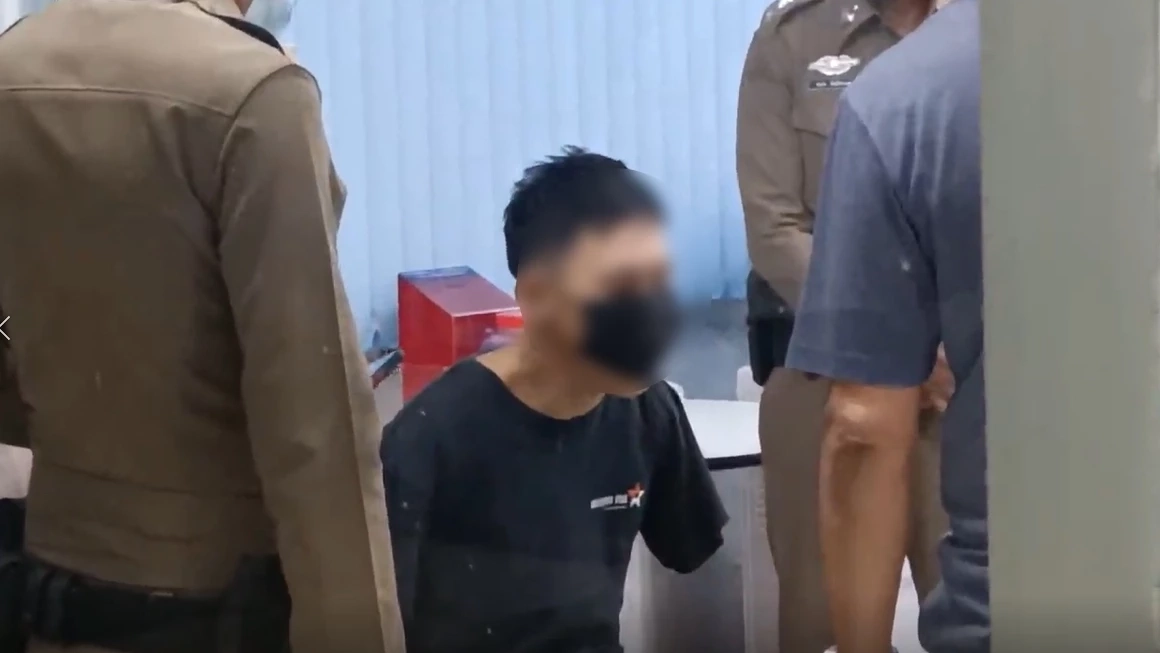 สลด ! ลูกชายวัย 26 ปี หลอนน้ำกระท่อม คว้าค้อนปอนทุบหัวแม่ดับ