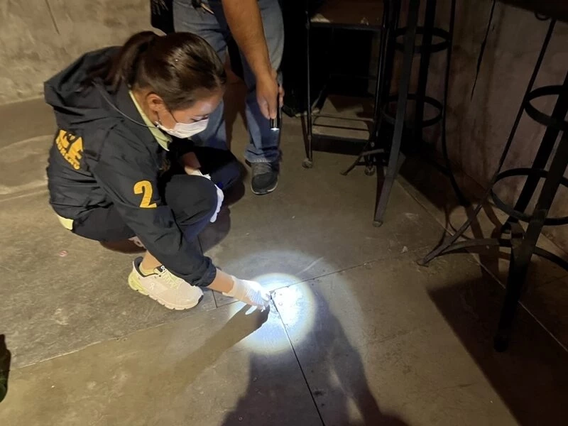 ตำรวจ ดส. บุกจับร้านเหล้าย่านสายไหมแอบเปิดแถมยังปล่อยเด็กเข้าเที่ยว