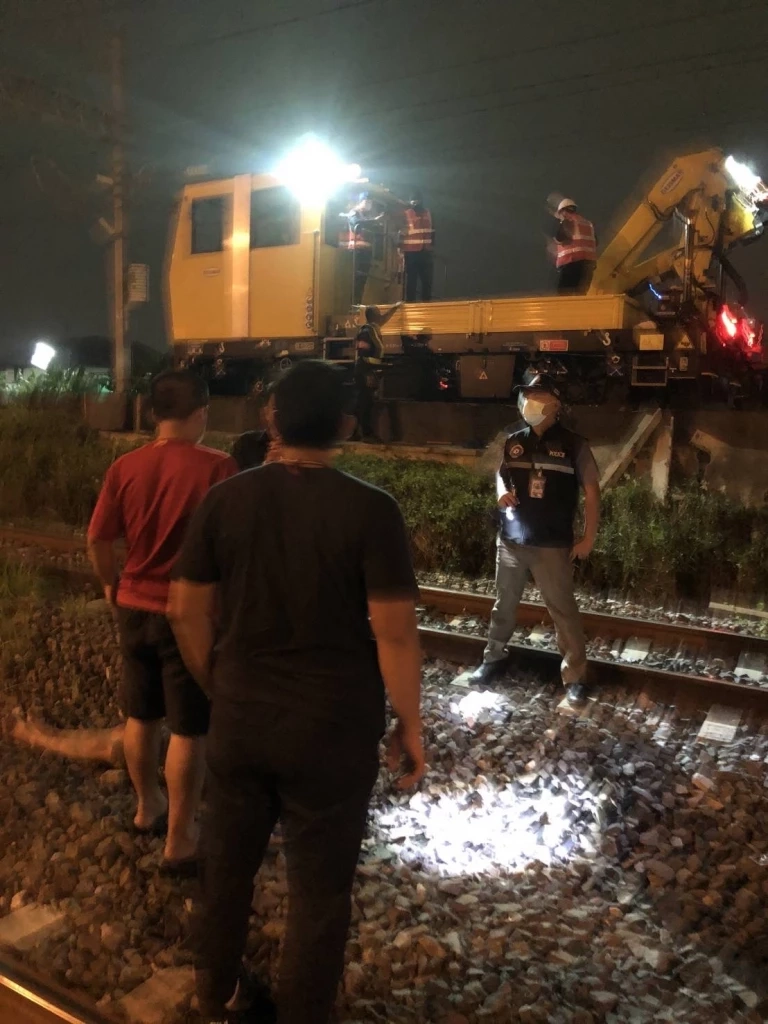 จับแล้ว หนุ่มยิงลูกแก้วใส่รถไฟซ่อมบำรุง ยังให้การไม่รู้เรื่อง คาดวิกลจริต