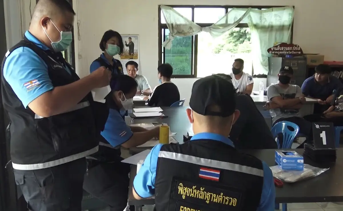 รวบตัวผู้ต้องสงสัยปาดคอม่ายสาวร้านของชำชิงทรัพย์