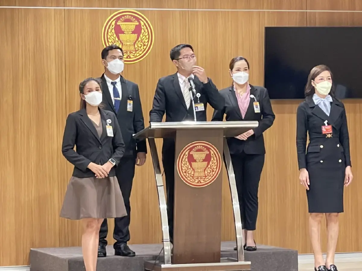 ส.ส.เต้ จี้เมียนมา แถลงขอโทษปมบินรุกล้ำน่านฟ้าไทย อัดบิ๊กตู่-ดอนพูดแทน