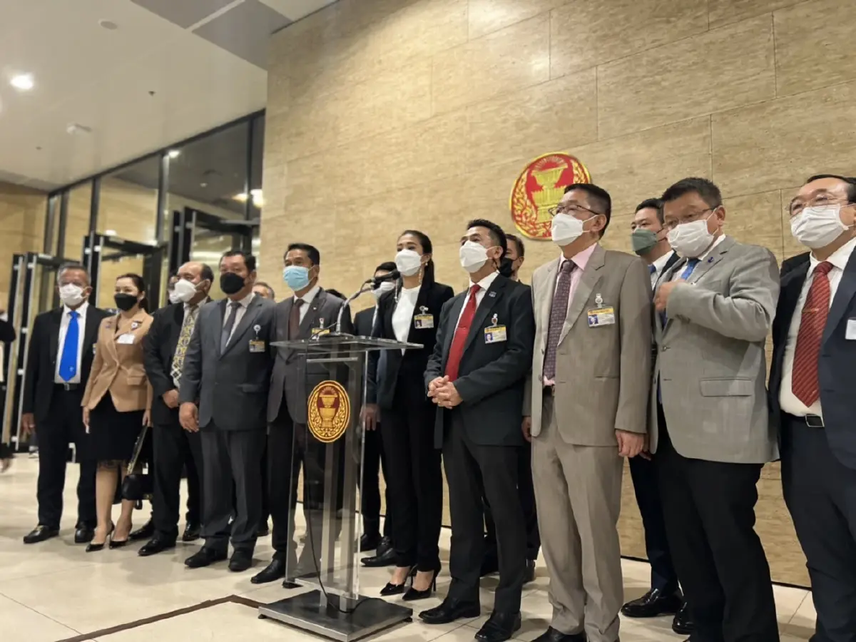 เพื่อไทย แถลงผิดหวังมติโหวตไม่วางใจในสภาฯสวนความต้องการปชช.