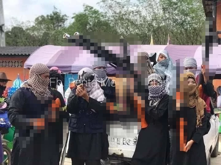 เหมาะสมหรือไม่ พาเหรดโรงเรียนนราธิวาส งานนี้ชาวเน็ตวิจารณ์เดือด