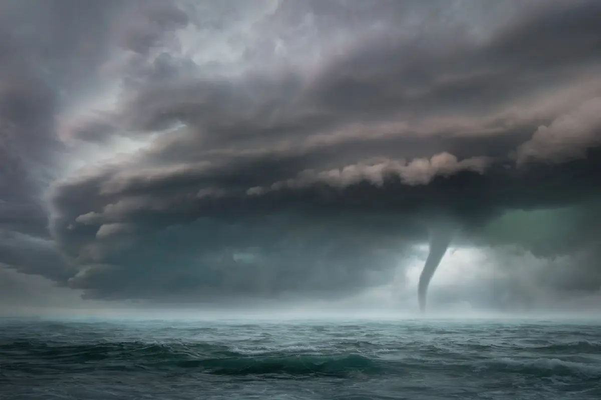 กรมอุตุฯ ประกาศฉ.10 เปิดพ.ท.เสี่ยงภัย ฝนตกหนักถึงหนักมาก อันดามันคลื่นสูง