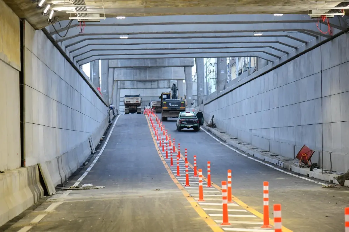 1 ส.ค. ลุ้นเปิดอุโมงค์สี่แยกไฟฉาย หลังสร้างมา 13 ปี พร้อม สะพานข้ามแยก ณ ระนอง