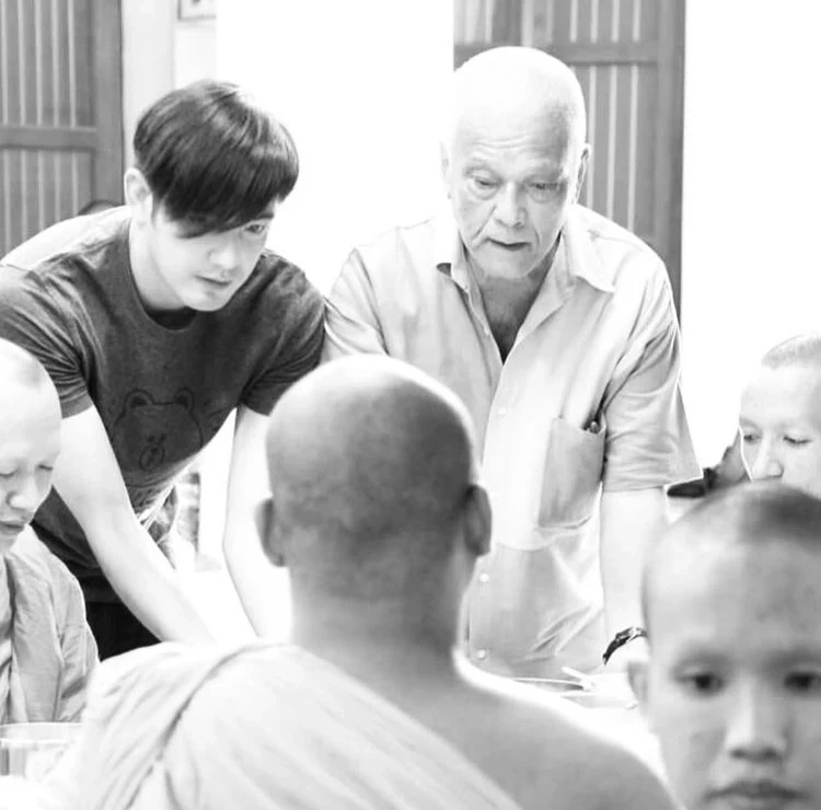 ซาบซึ้งไปทั้งโซเชียล "หนุ่ม ศรราม" โพสต์ถึง "ป๋าเดียร์" ขอเกิดเป็นลูกทุกชาติ