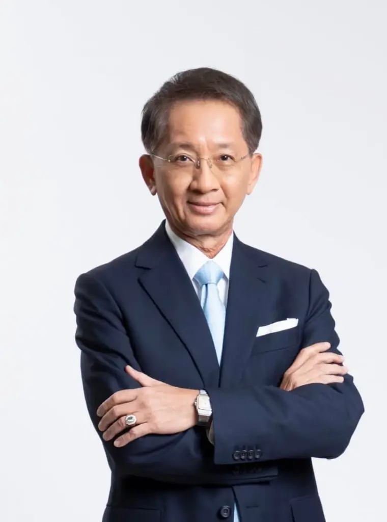 นายธีระชัย ภูวนาถนรานุบาล อดีตรัฐมนตรีว่าการกระทรวงการคลัง
