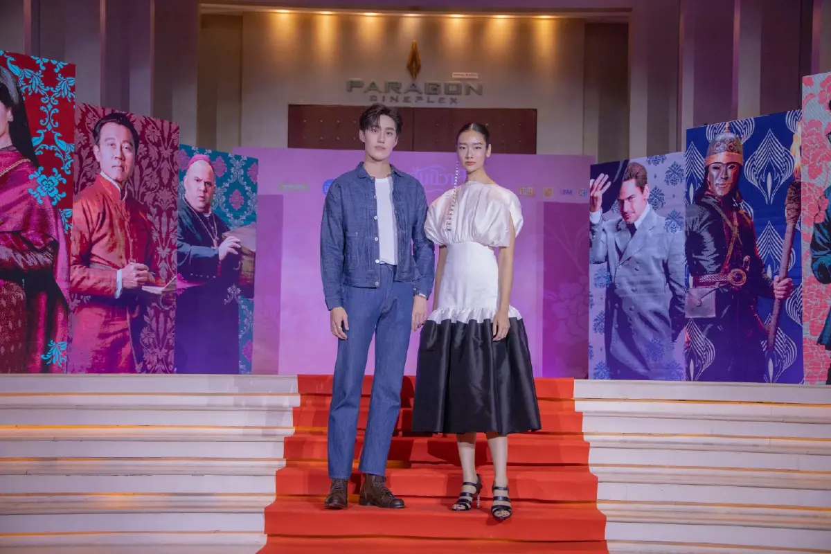 เก็บตกภาพบรรยากาศรอบกาล่า  “บุพเพสันนิวาส ๒” เซเลปคนดังตบเท้าเข้าร่วมงาน