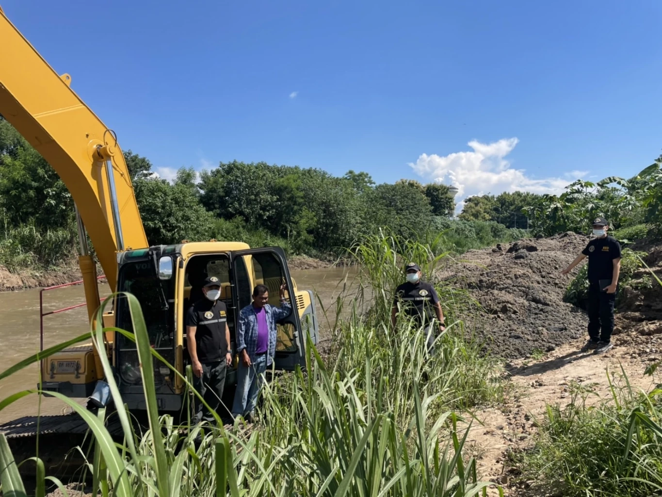 ตำรวจ ปทส. จับนายทุนแผ้วถางป่าติดลำน้ำขาน จ.เชียงใหม่ ให้ชาวต่างชาติ