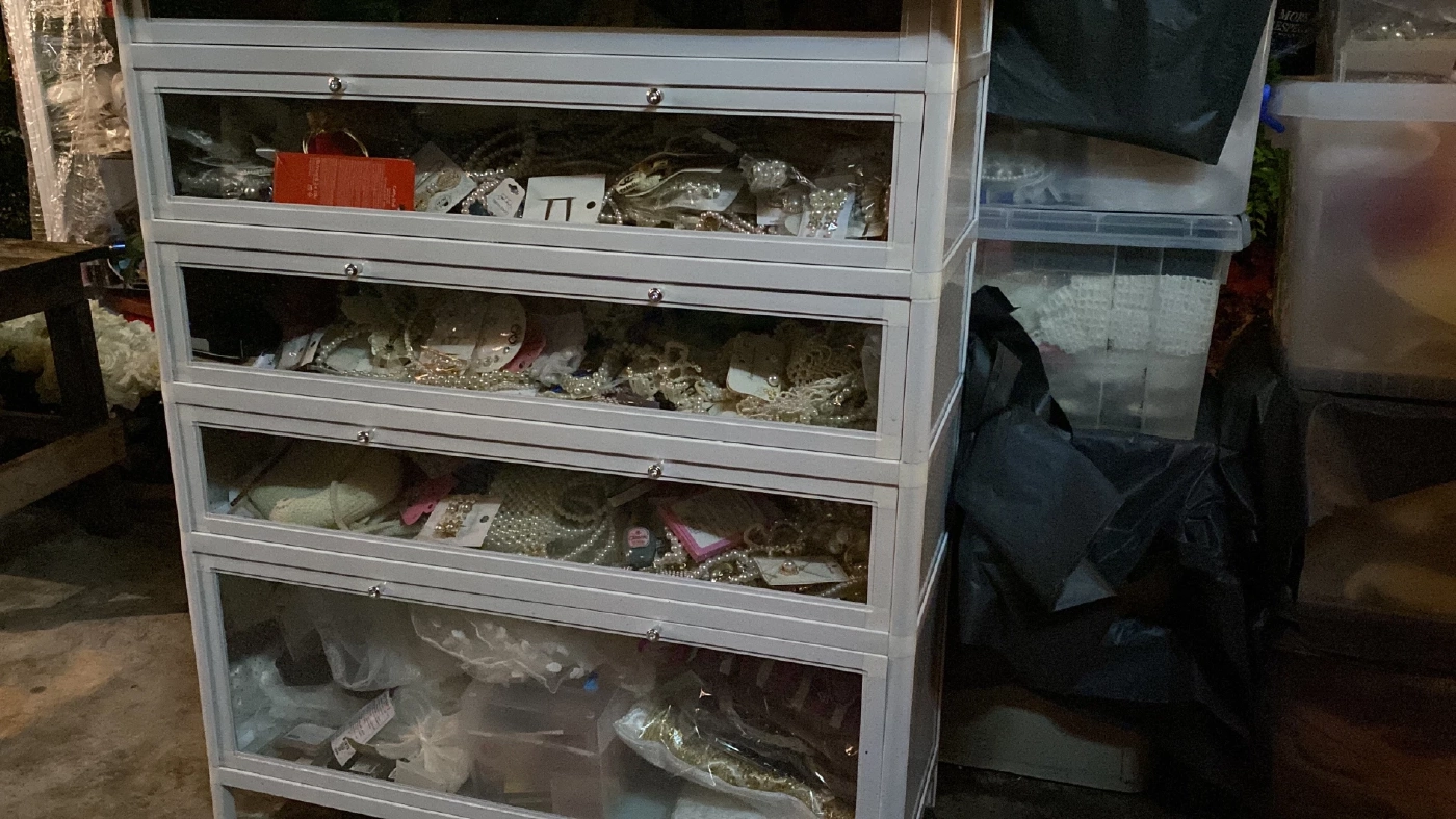 ที่เก็บของแก้บนพี่สาว