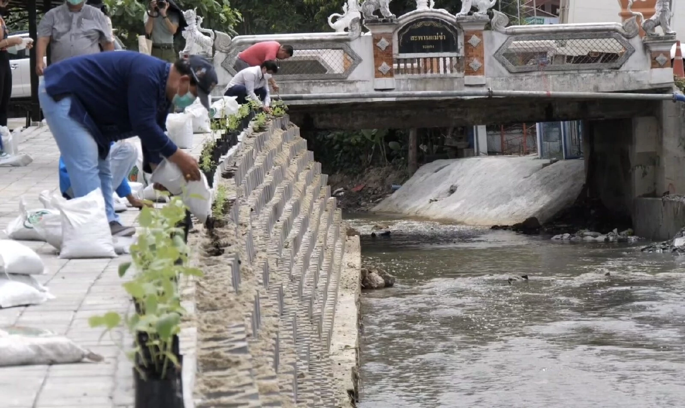 เชียงใหม่รีโนเวทคลองแม่ข่า ชาวโซเชียลตะลึงนึกว่าที่เกาหลี - ญี่ปุ่น