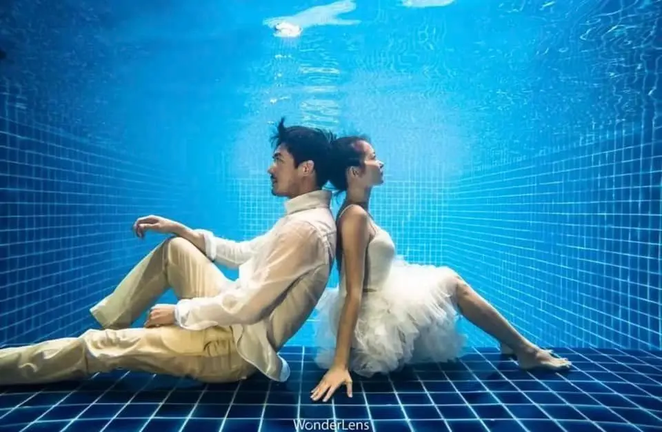 เปิดภาพพรีเวดดิ้งสุดเก๋ “วิกกี้-เวียร์” ก่อนฉลองงานมงคลสมรสพรุ่งนี้