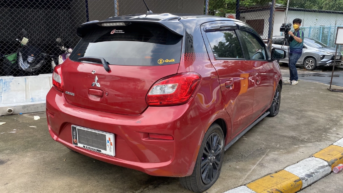 ตร.ทองหล่อ เร่งล่าตัวเก๋งแดง แหกด่าน ซุกไอซ์ 2.77 กรัม