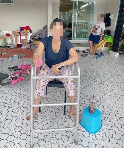 อุทาหรณ์เตือนใจ สาวโพสต์ไม่ดื่มน้ำเปล่า 8 ปี สุดท้ายเป็นอัมพฤกษ์ครึ่งซีก