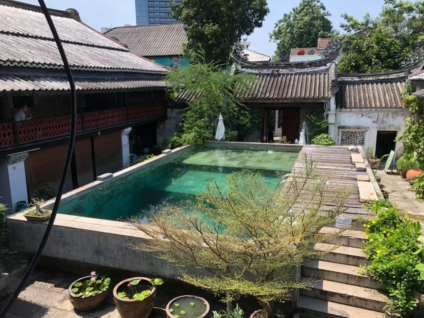 บ้านจีน “โซวเฮงไถ่” ถล่มกลางดึก คาดเกิดจากการความเก่าแก่ของตัวอาคาร