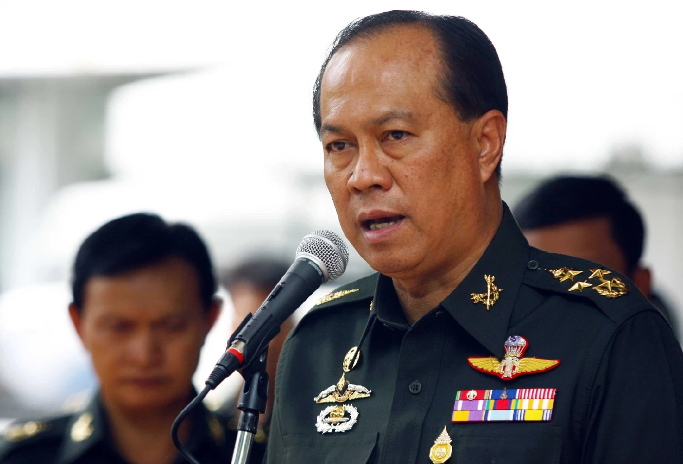 3 ป. "รบไร้รูปแบบ" เสี่ยงพ่าย "แตกแบงค์พัน"