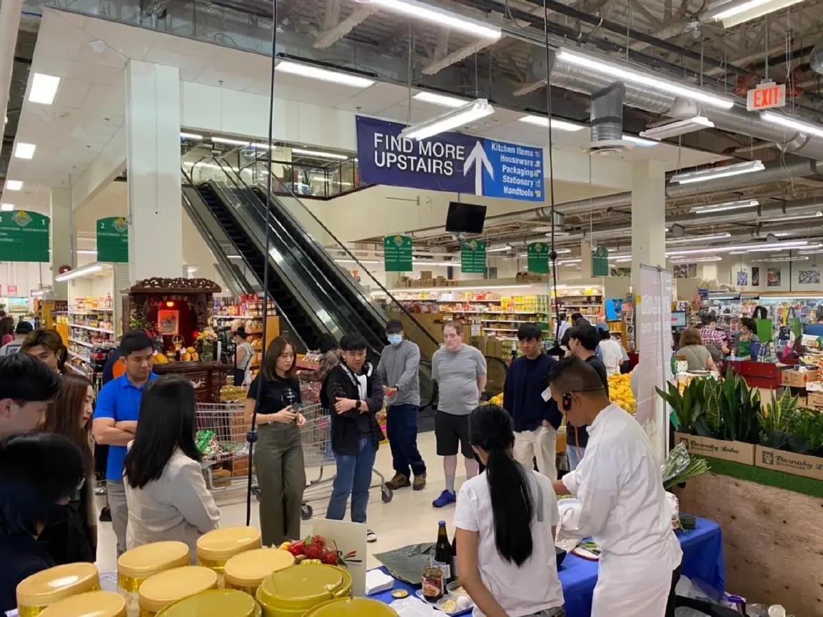 “Instore Promotion”กลางห้างในแคนนาดา ผลักดันสินค้าไทยสู่ตลาดเมืองรอง