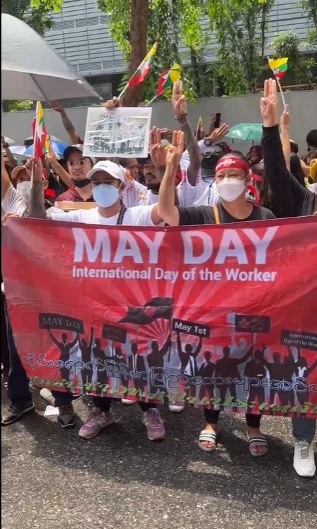 เดือด ม็อบชุมนุมหน้าสถานทูตเมียนมา ประท้วงประหาร 4 นักเคลื่อนไหว ปชต.