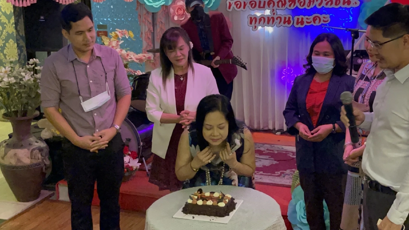 คุณแม่ภนิดา ศิระยุทธโยธิน  คุณแม่ของดาราสาว "แตงโม นิดา" 