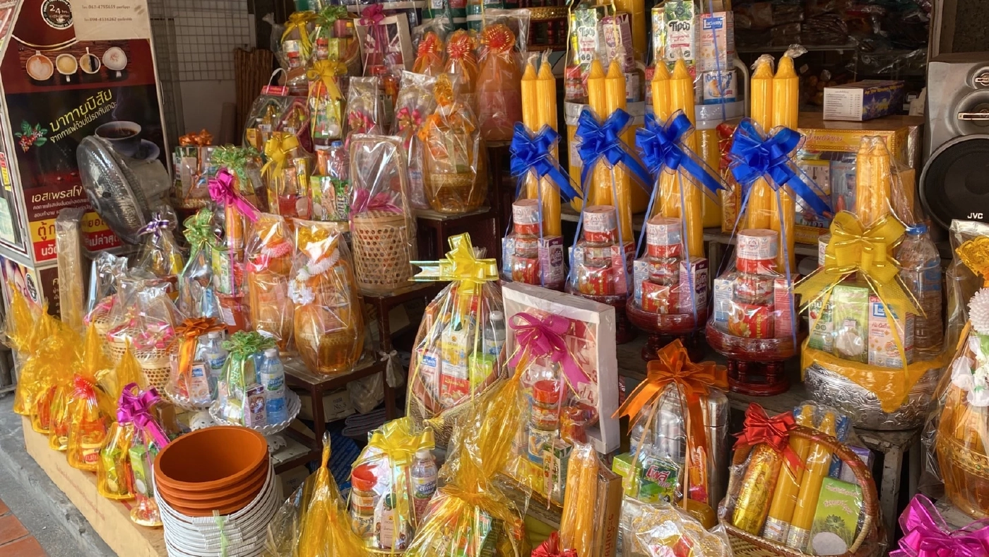 ร้านขายสังฆทานเชียงใหม่คึกคัก ประชาชนเริ่มออกมาทำบุญเข้าพรรษา