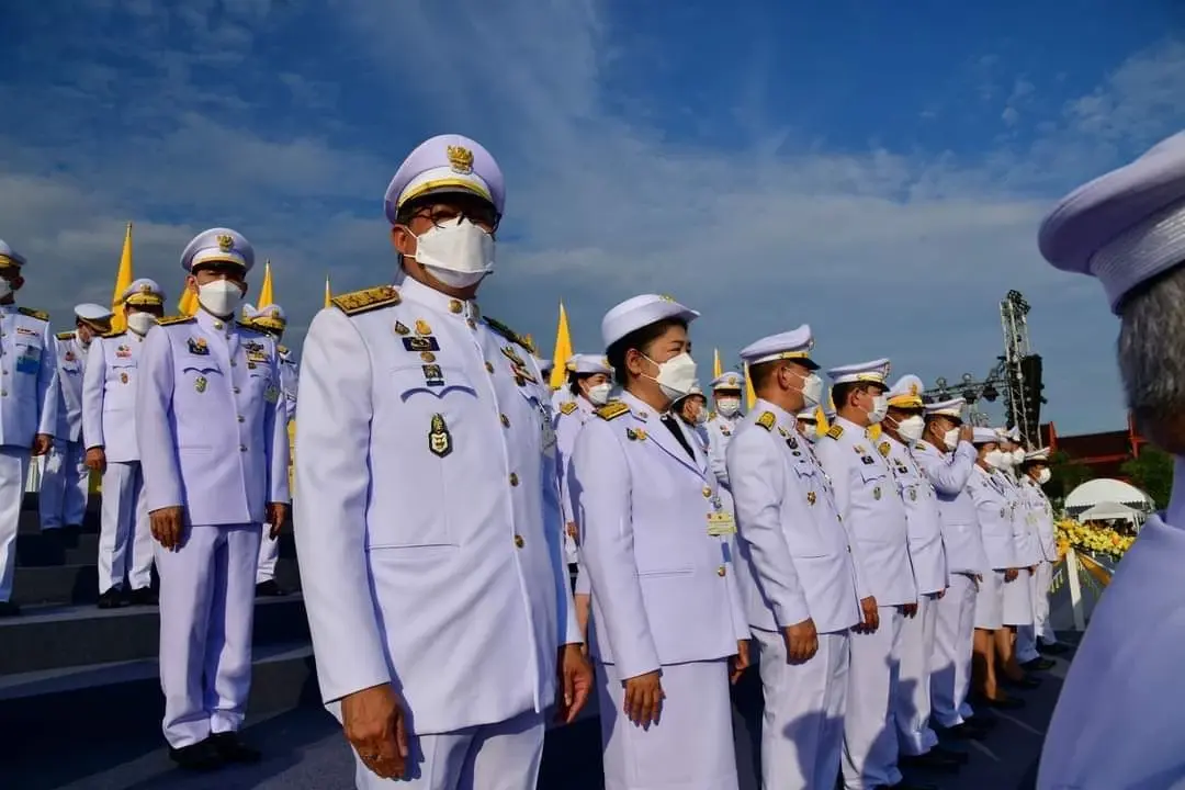 กทม. ร่วมพิธีเฉลิมพระเกียรติพระบาทสมเด็จพระเจ้าอยู่หัว เนื่องในโอกาสวันเฉลิมพระชนมพรรษา 28 กรกฎาคม 2565