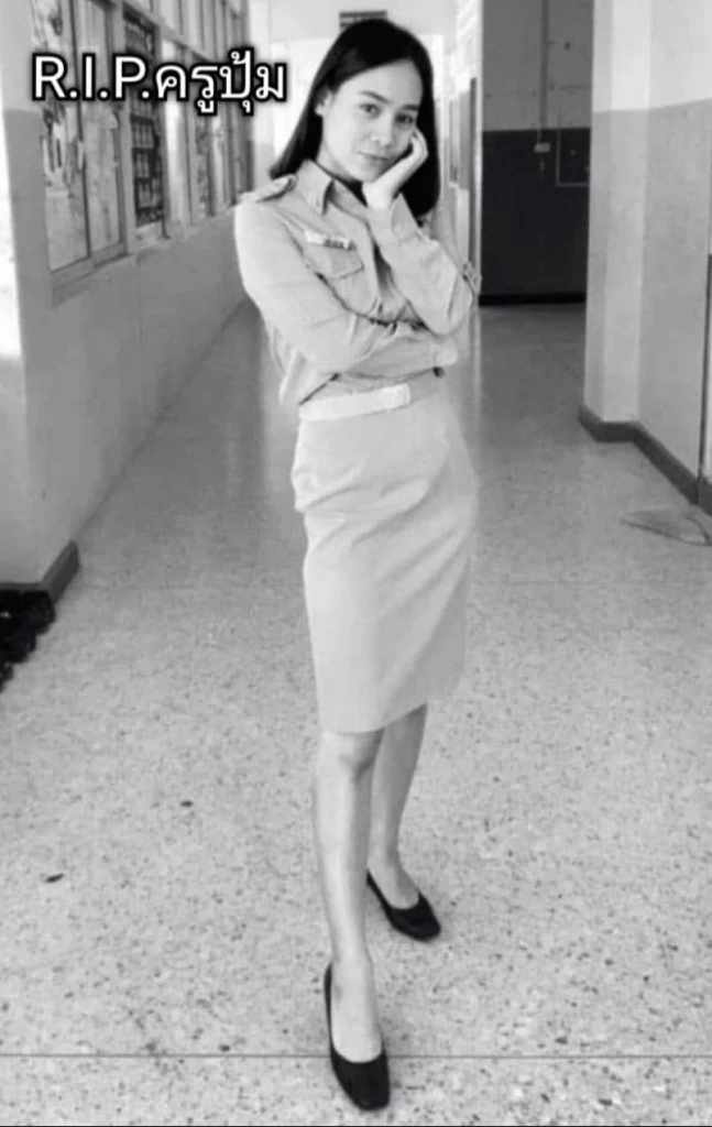 นางสาวกนกกาญจน์ บุญเจริญ (ครูปุ้ม) 