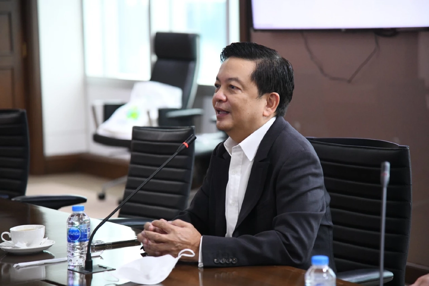 ดร.คงกระพัน อินทรแจ้ง ประธานเจ้าหน้าที่บริหารและกรรมการผู้จัดการใหญ่ (GC)