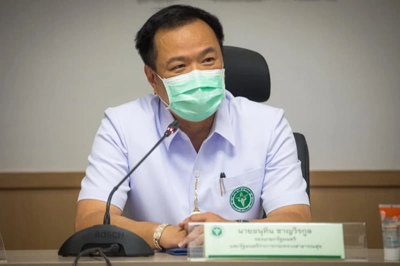  นายอนุทิน ชาญวีรกูล รองนายกรัฐมนตรี และ รมว.สาธารณสุข