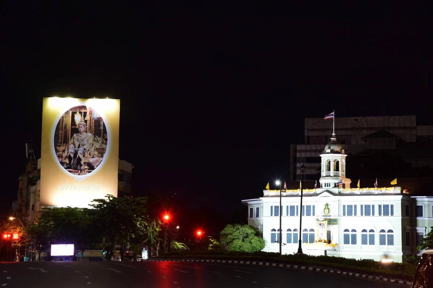 เปิดพิกัด 30 จุด มหกรรมไฟประดับ วันเฉลิมพระชนมพรรษา พระบาทสมเด็จพระเจ้าอยู่หัว