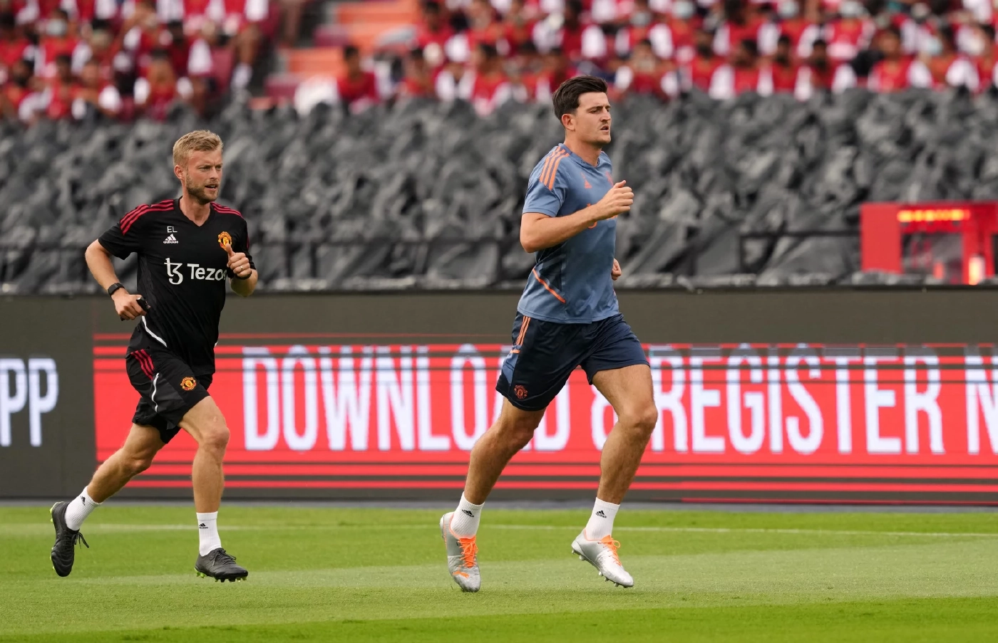 ประมวลภาพ แมนฯยูไนเต็ด ซ้อมเข้มก่อนดวลหงส์ศึกแดงเดือดพรุ่งนี้