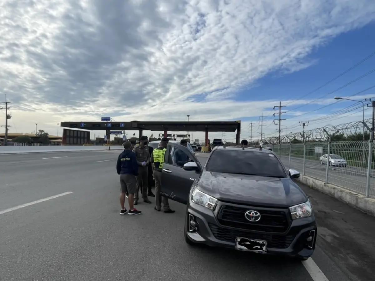 จับหนุ่มช่างไฟฉกบัตรผ่านมอเตอร์เวย์เกินไว้ใช้ลดค่าผ่านทาง