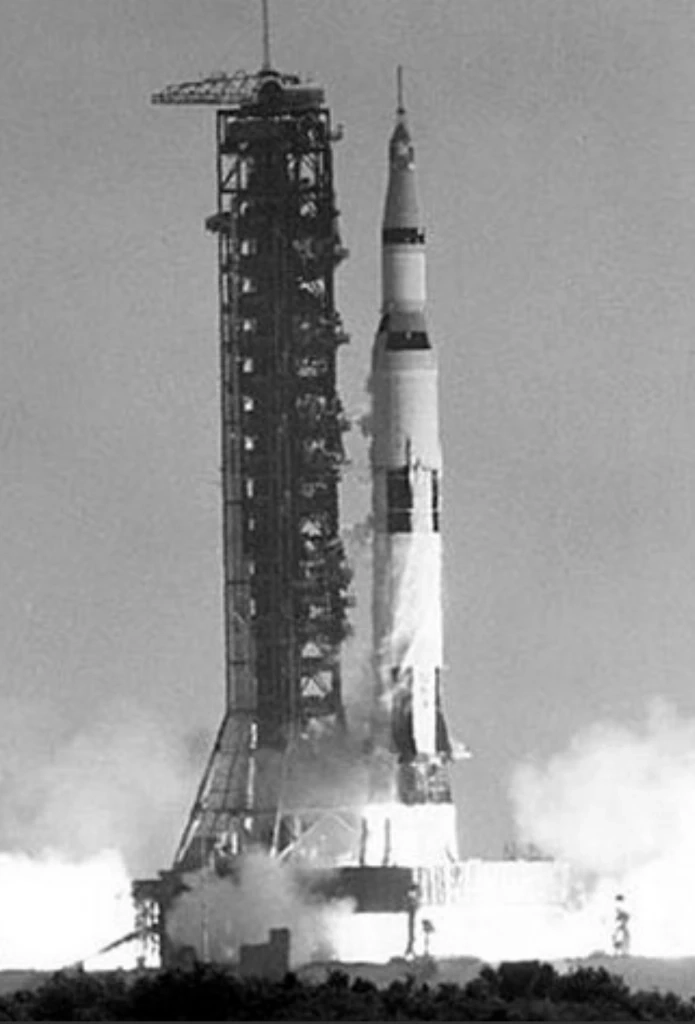 อะพอลโล 11